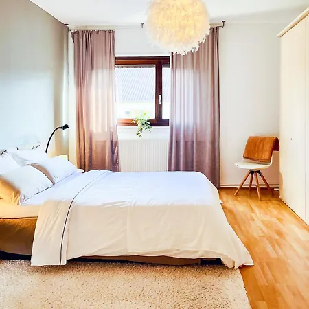 Namastay! City-apartment In Bestlage アパート *